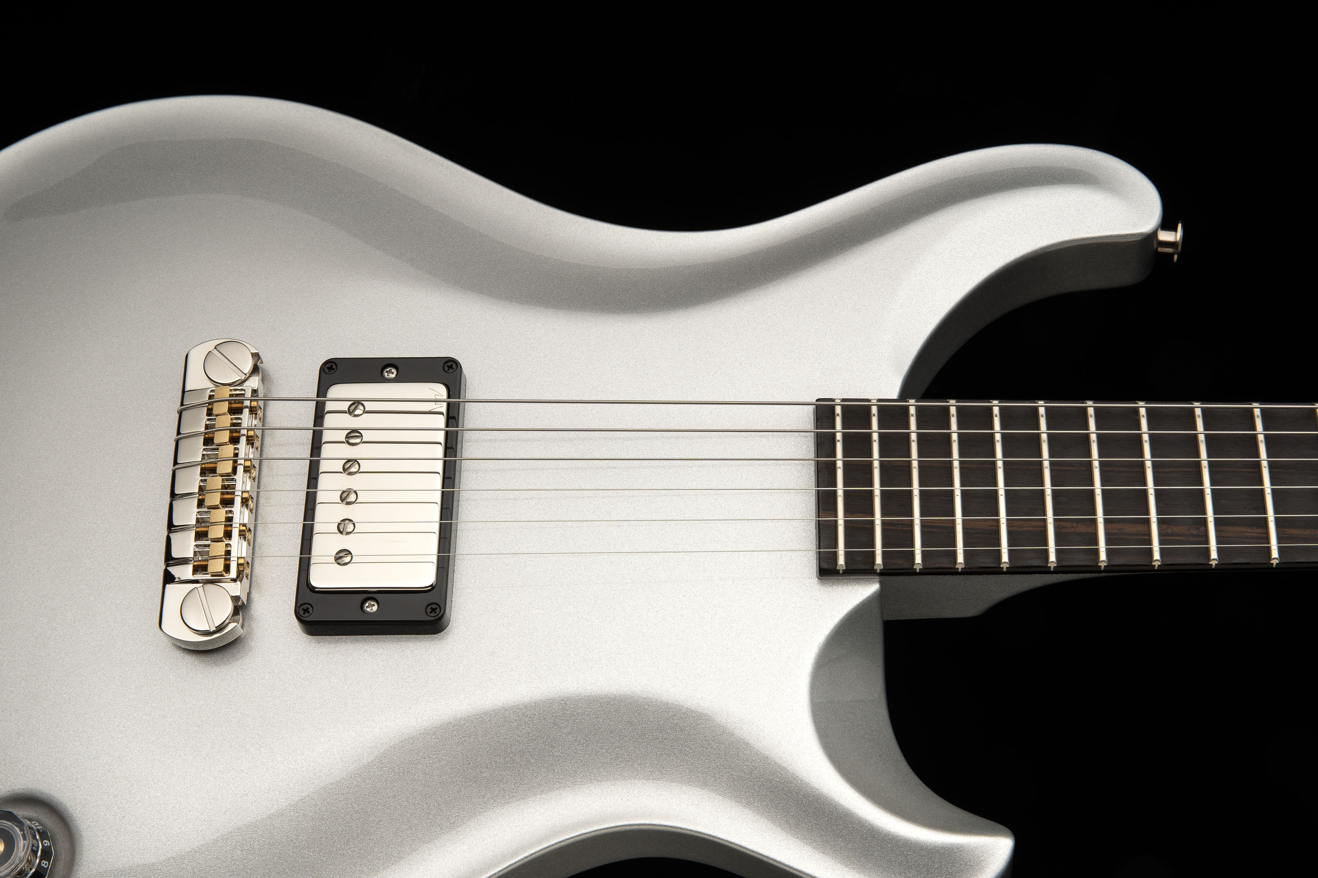Jonathan Jourdan Limited Edition Platinum Metallic